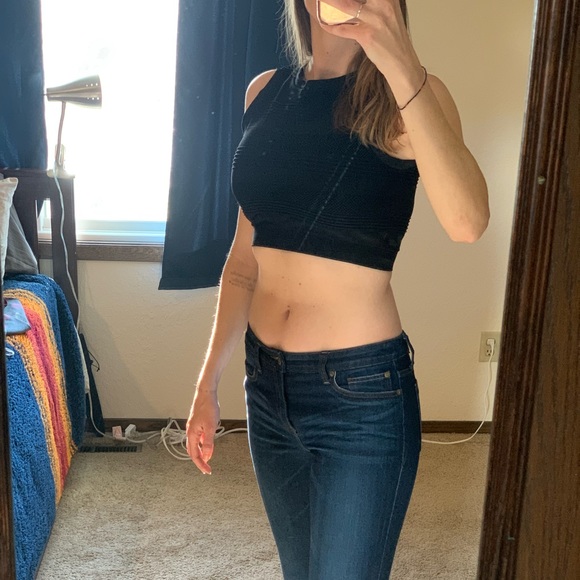 Fabletics crop top - Picture 9 of 10